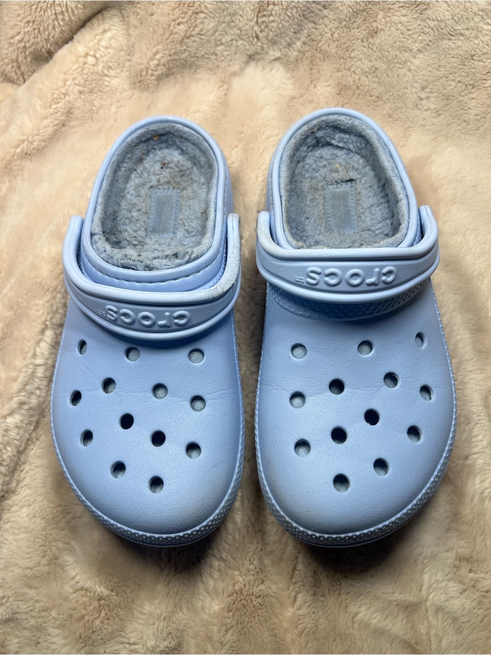 Crocs fleece lined light blue women’s size 9 or mens 7